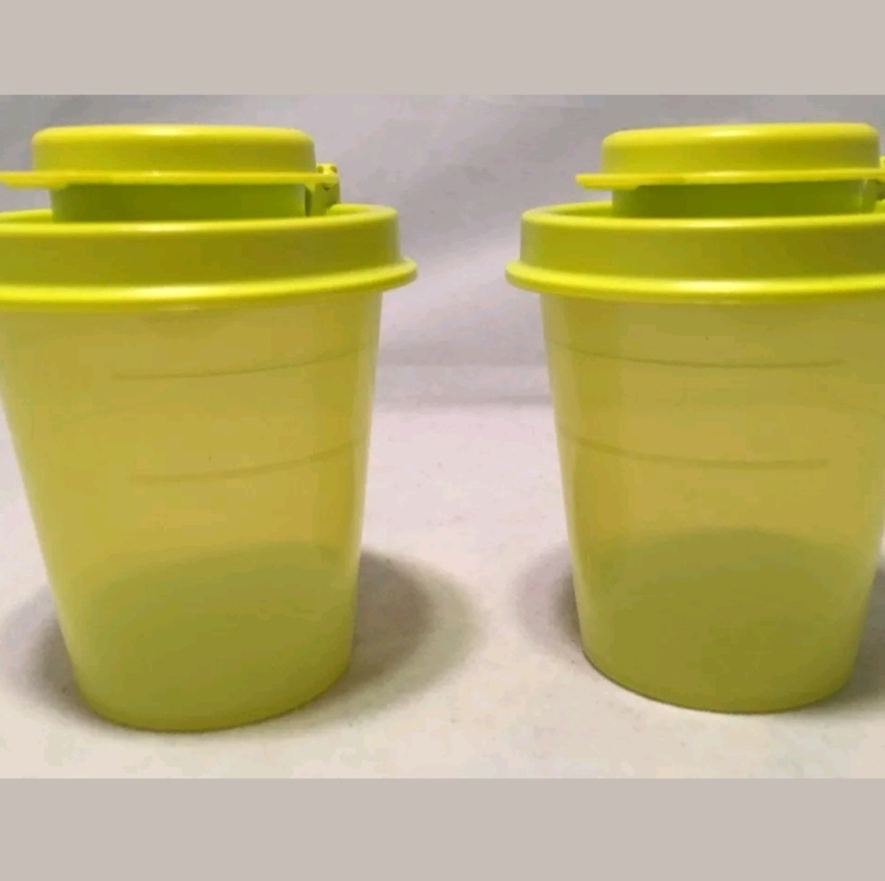 New Tupperware mini salt and pepper shakers